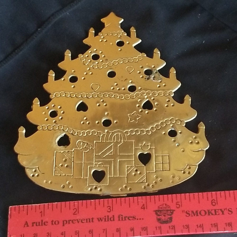 brass christmas tree trivet